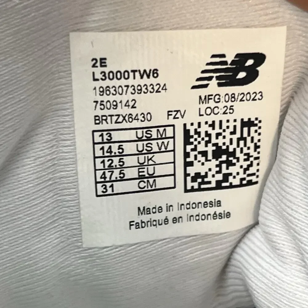 New Balance 3000 V6 Metal Baseball Cleats Men Size 13 2E White Comfort Shoes NEW